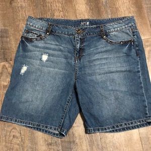 Apt. 9 Jean shorts